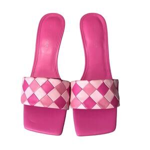 Marc Fisher Women's Darasa Heeled Sandal size 8.5 m barbiecore